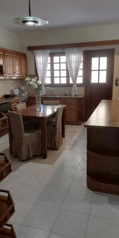 Spata Efi'S House Ngoại thất bức ảnh